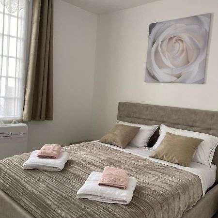 Apartamento Hello 2 Pieces “Renove Et Climatise “ Vieil Antibes Exterior foto