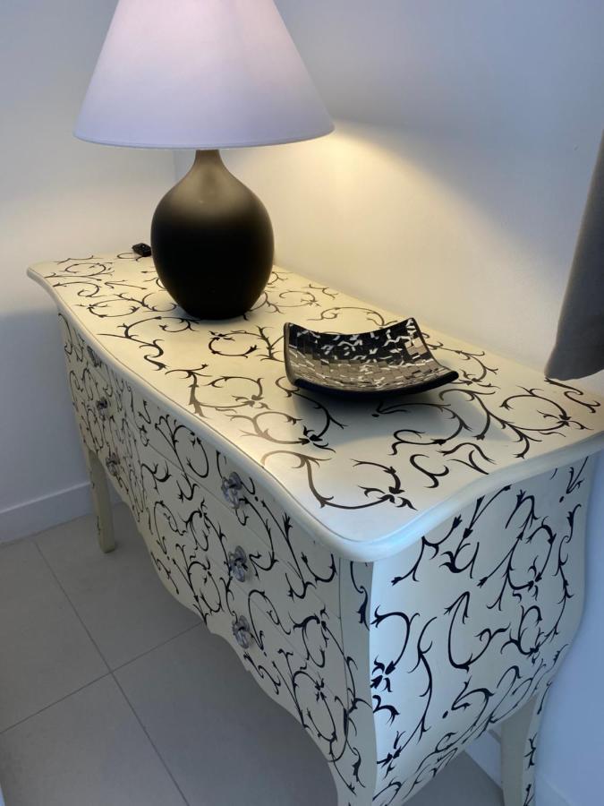 Apartamento Hello 2 Pieces “Renove Et Climatise “ Vieil Antibes Exterior foto